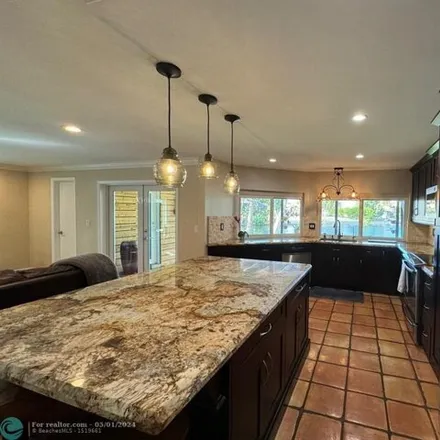 Image 7 - 500 Pebble Creek Way, Plantation, FL 33324, USA - House for sale