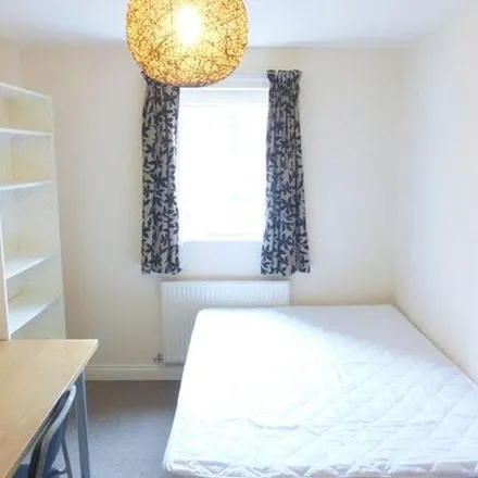 Rent this 6 bed townhouse on Hungerton Street in Nottingham, NG7 2FJ