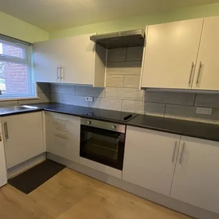 Image 7 - 40 Dean Close, Wollaton, NG8 2BX, United Kingdom - Apartment for rent