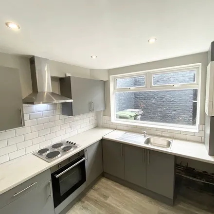 Rent this 4 bed apartment on Colwyn Road in Hartlepool, TS26 9AL