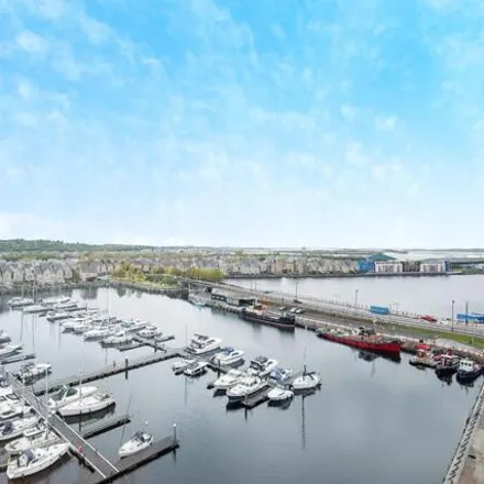 Buy this 2 bed apartment on Marina Point East in Dock Head Road, Chatham