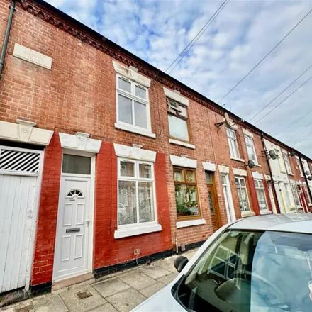 Buy this 3 bed townhouse on Kensington Street in Leicester, LE4 5HP