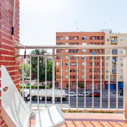 Image 3 - Carrer del Marí Blas de Lezo, 30, 46011 Valencia, Spain - Apartment for rent
