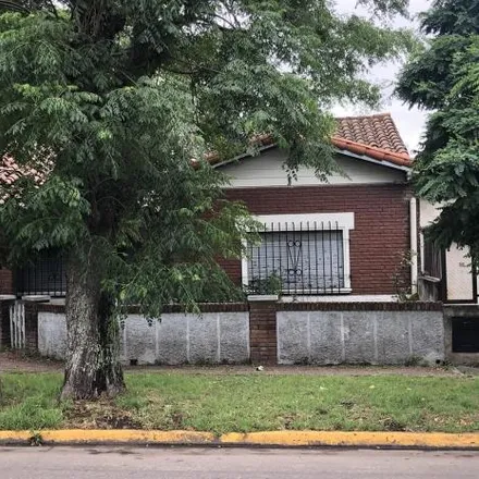 Buy this 2 bed house on José Murature 1402 in Adrogué, Argentina