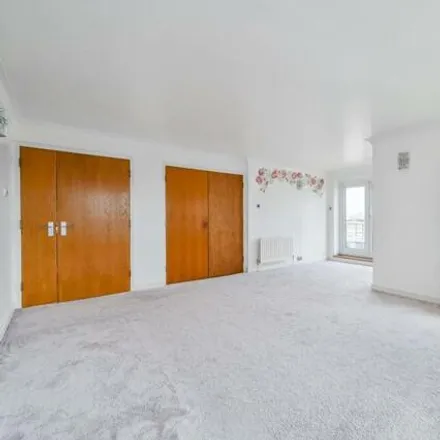Image 2 - Admiral Walk, Camden, London, W9 - Apartment for sale