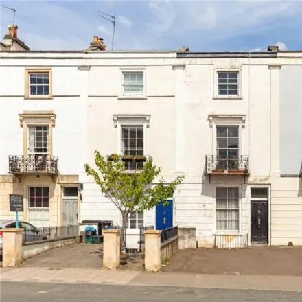 Buy this 6 bed townhouse on Clifton Veterinary Practice in 28 Saint Pauls Road, Bristol