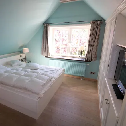 Rent this 3 bed house on Morsum in Bi Miiren, 25980 Morsum Sylt