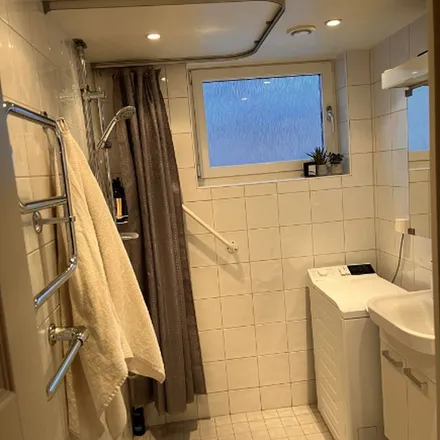 Rent this 2 bed apartment on Erikshällsgatan 13-23 in 151 45 Södertälje, Sweden