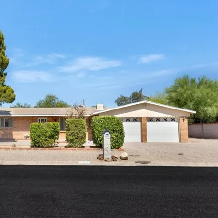 Buy this 3 bed house on 674 North Alamo Avenue in Tucson, AZ 85711