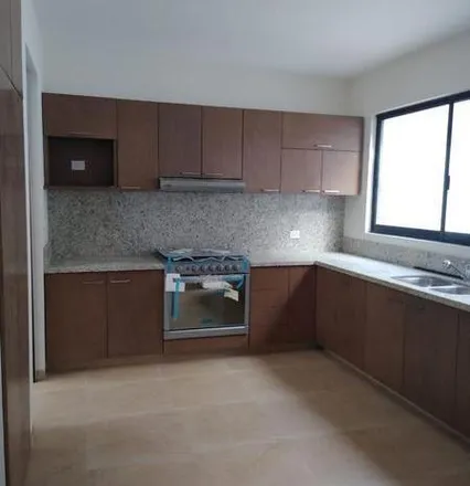 Buy this 3 bed house on Boulevard Barranca del Refugio in Leonor, 37128 León