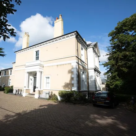 Rent this 1 bed apartment on Northumberland Park in Royal Leamington Spa, CV32 6HJ