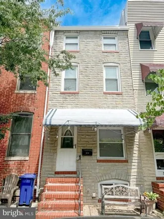 Image 1 - 325 S Chester St, Baltimore, Maryland, 21231 - House for sale
