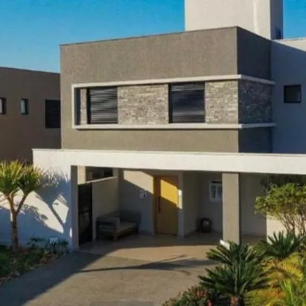 Buy this 4 bed house on Avenida Progresso in Jardins Capri, Senador Canedo - GO