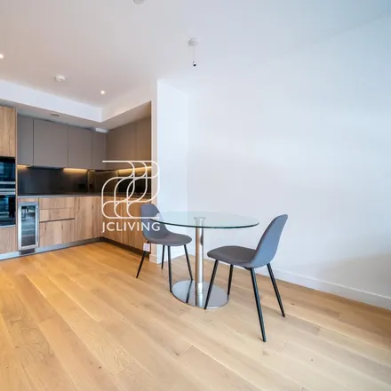 Image 5 - New Regent's College, Nile Street, London, N1 7RD, United Kingdom - Apartment for rent