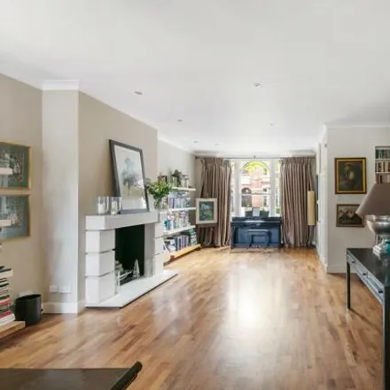 Image 7 - Chipstead Street, London, SW6 3SS, United Kingdom - Townhouse for sale