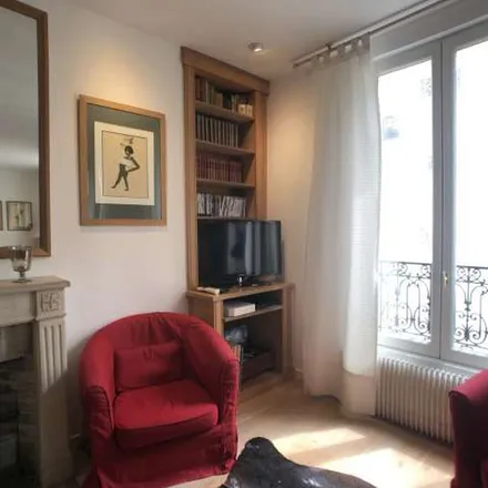 Image 6 - 35 Rue Lamarck, 75018 Paris, France - Apartment for rent