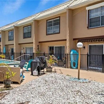 Buy this 2 bed condo on Regions Bank in Cape Coral Parkway West, Cape Coral