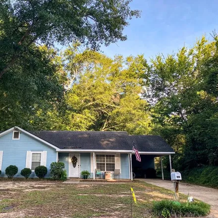 Buy this 3 bed house on 103 Botts Avenue in Highland Park, Troy