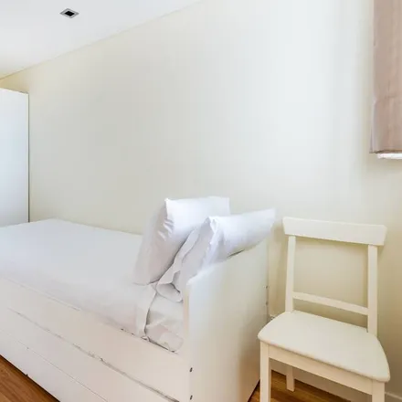 Rent this 3 bed apartment on Paddington NSW 2021