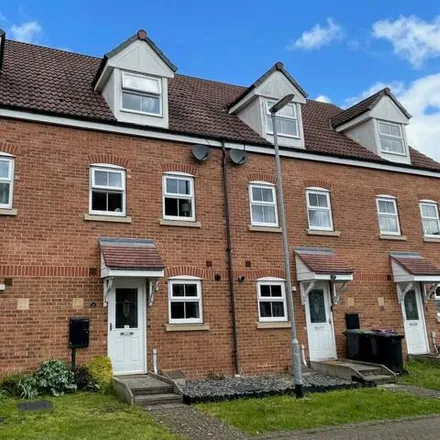 Buy this 3 bed townhouse on Mercury Close in Hykeham Moor, LN6 9FH