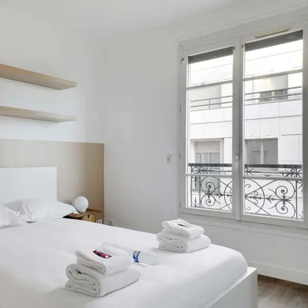 Image 4 - 2 Rue Trébois, 92300 Levallois-Perret, France - Apartment for rent