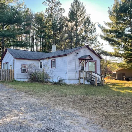 Image 2 - 816 East Somo Avenue, Tomahawk, Lincoln County, WI 54487, USA - House for sale