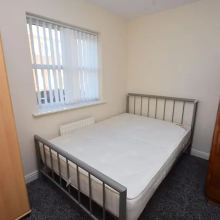 Image 6 - 18 Drayton Street, Manchester, M15 5LL, United Kingdom - Townhouse for rent