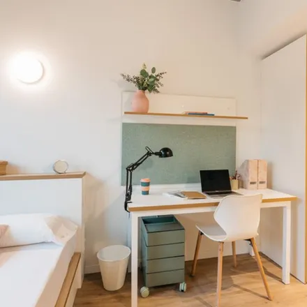 Rent this 4studio apartment on Carrer de Pallars in 451, 08001 Barcelona