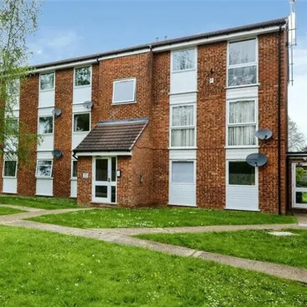 Buy this 2 bed apartment on Holtsmere End Infant and Nursery School in Shenley Road, Hemel Hempstead