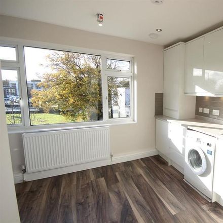 Rent this 2 bed apartment on Crofton Infant School in Towncourt Lane, London