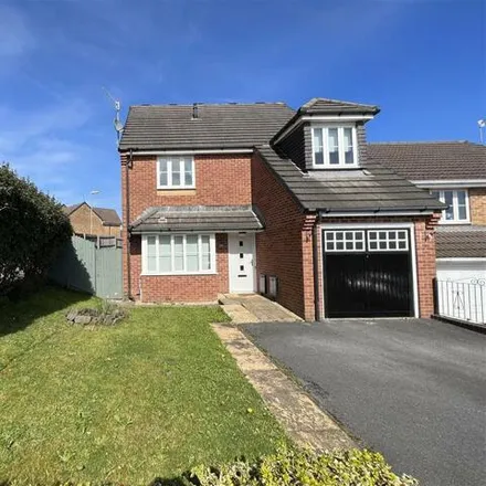 Rent this 4 bed house on Mill Race in Neath Abbey, SA10 7FL