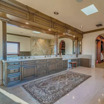 Rent this 6 bed house on Long Beach