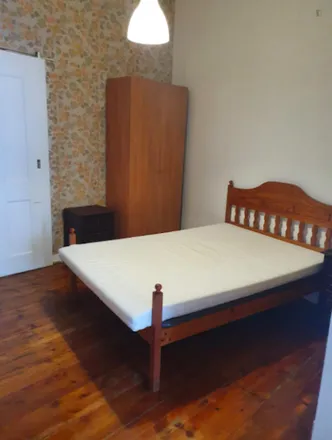Rent this 7 bed room on Bazar do oriente in Largo do Calvário, 1300-113 Lisbon