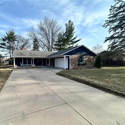 Buy this 3 bed house on 264 Inner Drive in Le Sueur, MN 56058