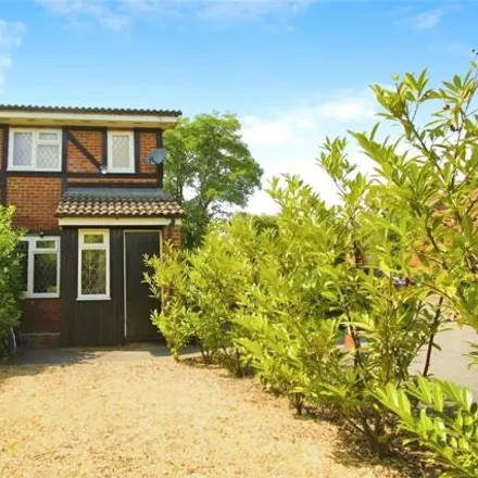 Buy this 1 bed townhouse on Heronfield in Englefield Green, TW20 0RG