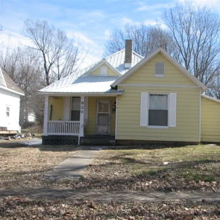 Buy this studio duplex on City of Springfield in MO, 840 North Boonville Avenue