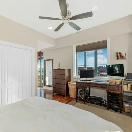 Image 9 - 3816 Waldo Avenue, New York, NY 10463, USA - Condo for sale