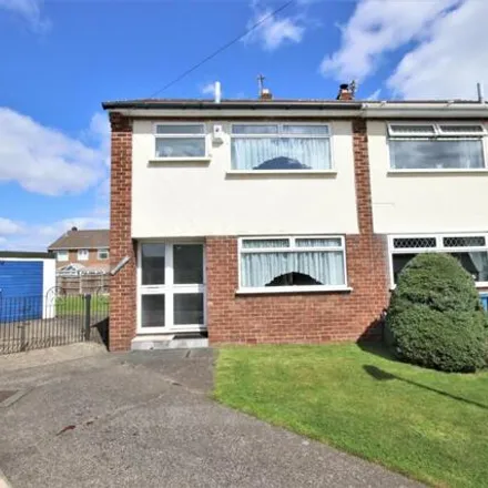 Buy this 3 bed duplex on unnamed road in Widnes, WA8 8RQ
