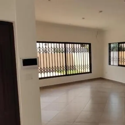 Image 2 - Airways Road, Accra, Ghana - House for sale