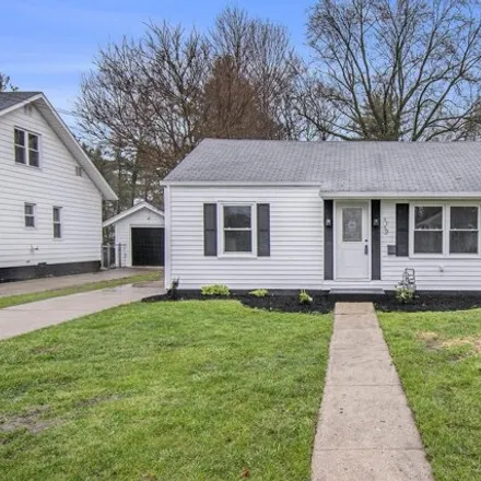 Buy this 3 bed house on 1768 East Beardsley Avenue in Elkhart, IN 46514