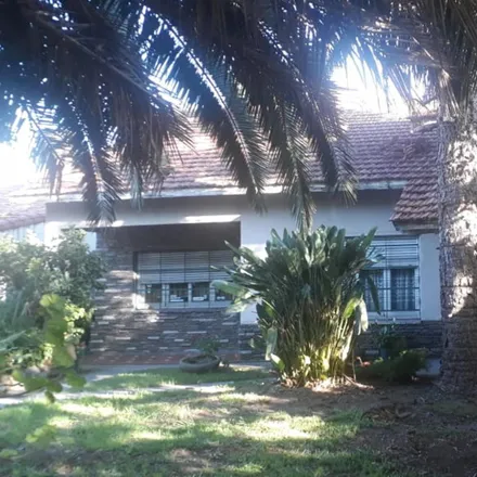 Buy this studio house on José Murature 1214 in Adrogué, Argentina