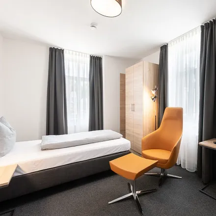 Rent this 1 bed apartment on Seligenthaler Straße 40 in 84034 Landshut, Germany