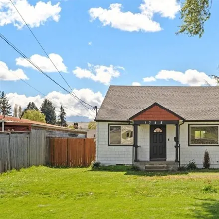 Buy this 4 bed house on 4421 South Hosmer Street in Tacoma, WA 98418