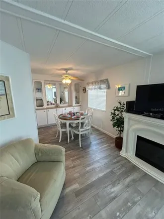 Image 2 - Longwood Drive, Sarasota County, FL 34285, USA - Apartment for rent