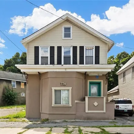 Image 2 - 778 Lansing Street, City of Utica, NY 13501, USA - House for sale