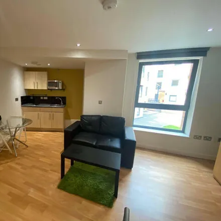 Image 6 - West One Space, Broomhall Street, Devonshire, Sheffield, S3 7SD, United Kingdom - Apartment for rent