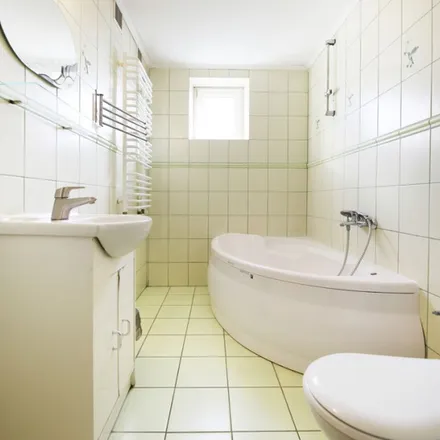 Rent this 6 bed apartment on Zakład Karny w Rzeszowie in Załęska, 35-322 Rzeszów