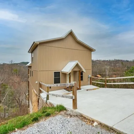 Buy this 2 bed house on 206 Chimney Tops Way in Gatlinburg, TN 37738