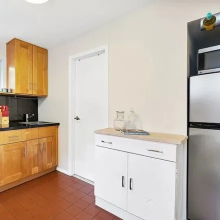 Rent this 1 bed house on 139 South 1st Street in New York, NY 11249