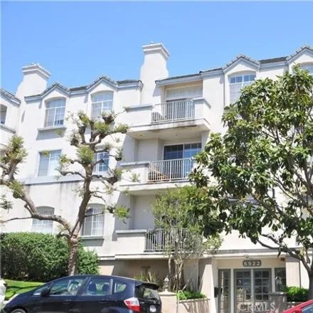Rent this 2 bed condo on 7052 Knowlton Place in Los Angeles, CA 90045